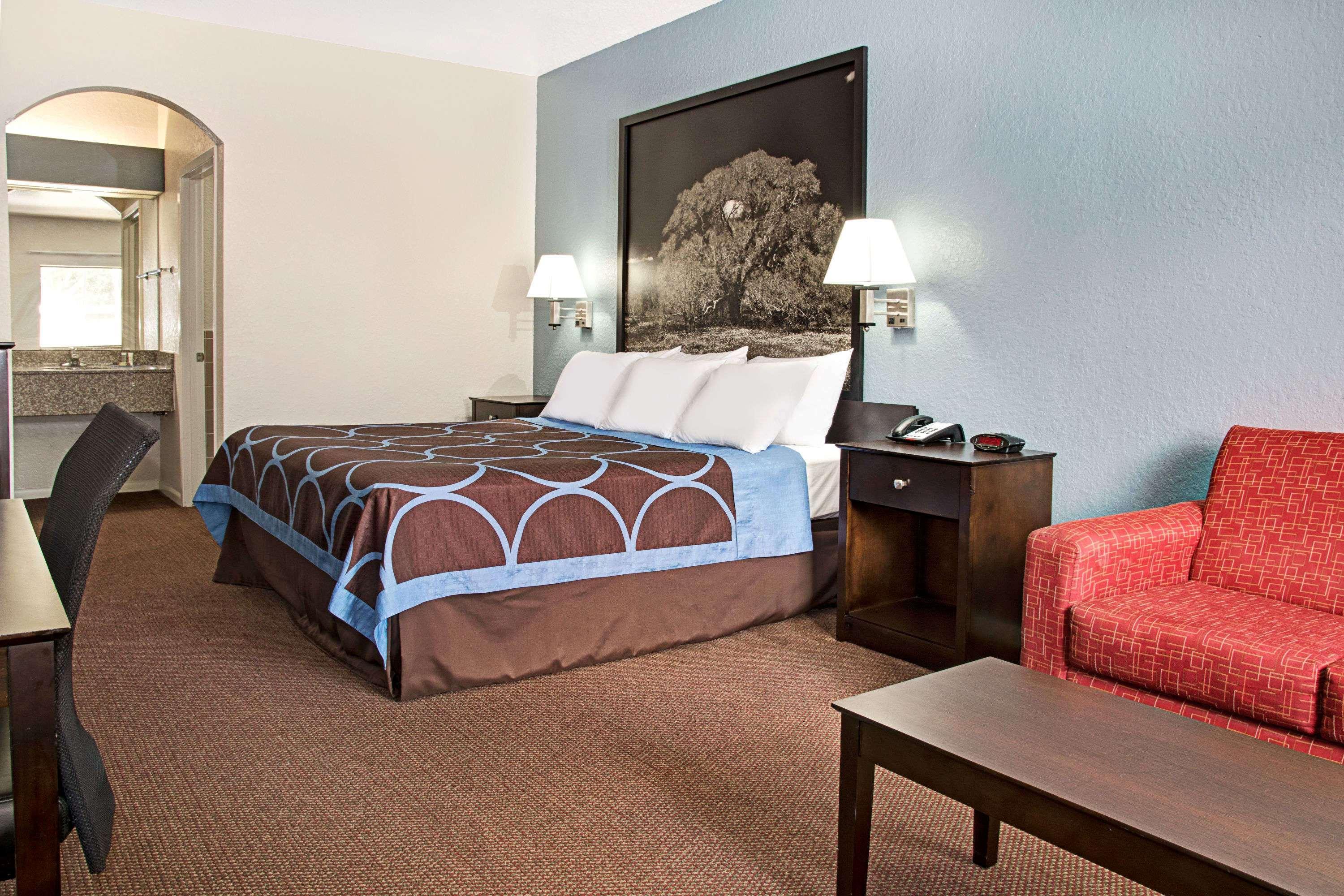 ซูเปอร์ 8 บาย วินด์แฮม ฮุสตัน/บรูกฮอลโลว์ นอร์ทเวสต์ Hotel ฮูสตัน ภายนอก รูปภาพ